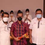 Capt. Wisnu Wijayanto, CEO Batik Air (tengah)